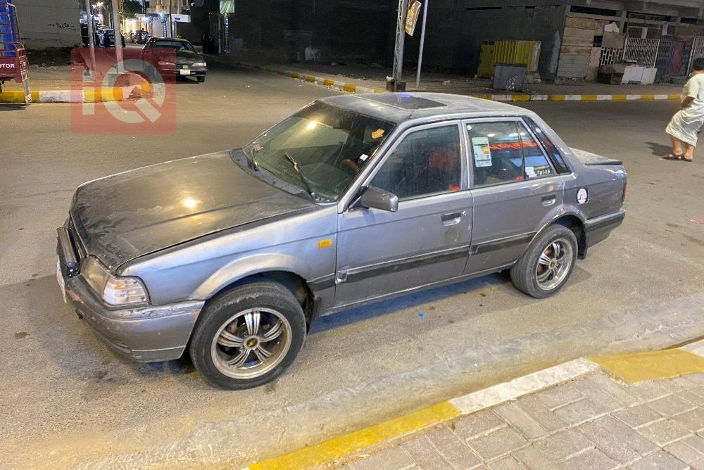 Mazda 323